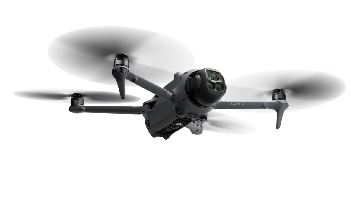 DJI Mavic 4 Pro_Spinning_3 DJI Mavic 4 Pro - RC331 Smart Controller - Afbeelding 13